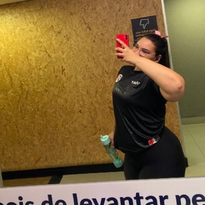 aria20e9's profile picture. gerente de circo 🤡