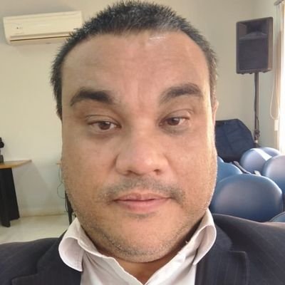 ElNegroPinky's profile picture. Canciller del Paraguay - 
Hincha del Rojo de Avellaneda - 
Exa CNC - 
Enfermo del Ciclon de Barrio Obrero - 
Seductor