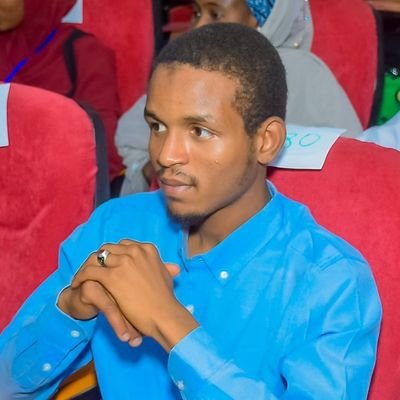 umarfarouk05's profile picture. #Alhamdulillah🙏. 
Simple nd curious// Hala Madrid 💟💯// passionate in promoting eye health and good vision 👀🤍.