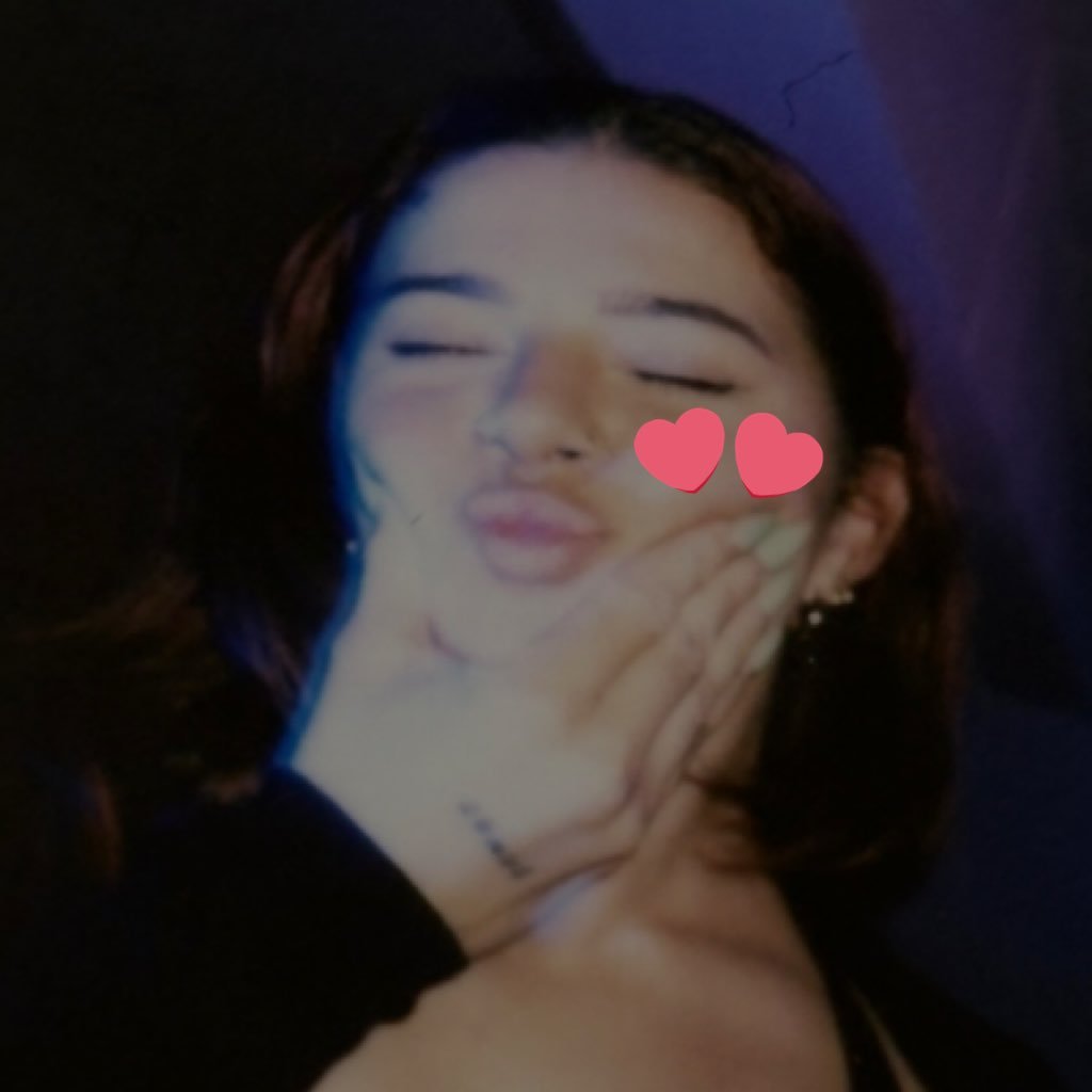 usami2777's profile picture. Let's go heels #DANICA