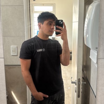 Lukasalonso9's profile picture. ♻️
