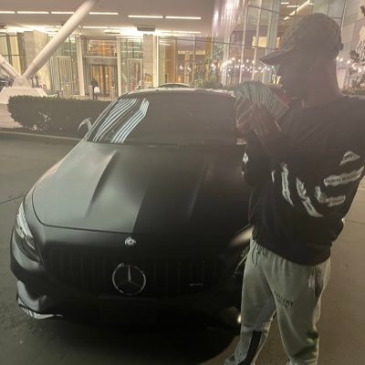 juandowts's profile picture. @gripwts I miss you 💔