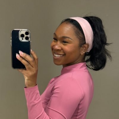 Sadejazmine's profile picture. 5’10, ALL LEGS—CALI RAISED—TEQUILA & TACOS—🌍TRAVELER—ENTREPRENEUR—MOTHER—ARTIST—🔮LOVER—🦄—