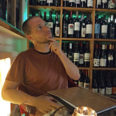 Looke_Z's profile picture. 📚 Polylogue: Connecting authors ✍️ & readers 👥 through lively discussions 💬, literary events 📖, and sharing stories 🌟 with a curious community 🔥