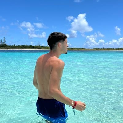 nicoosaezzz_'s profile picture. 