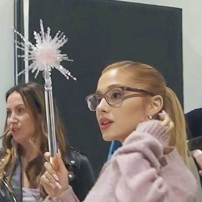 nxtvenxmexe's profile picture. eternal sunshine~ support main ♡