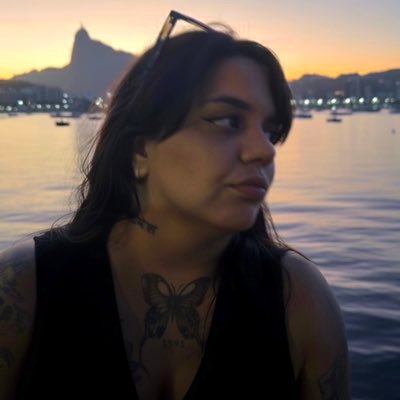 gamedinas's profile picture. o caminho só existe quando você passa