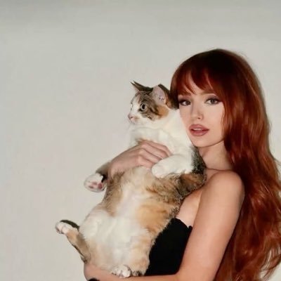 jojoLA119's profile picture. لَا حَوْلَ وَلَا قوَّةَ إِلَّا بِاللَّهِ.