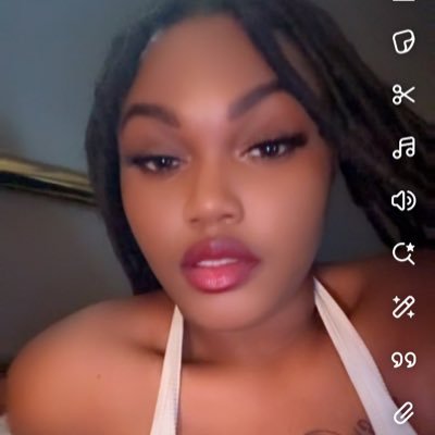 THEAreeLove's profile picture. picked up a pen, and thought I was doing #TrollBae 🥂✨ RIP Eli 🙏🏾2k25 creator of Aree’s Corner a reaction based channel!