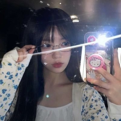 ldrnymph's profile picture. 