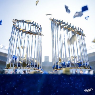 andrewtoddPNW's profile picture. ■Imagine a constant complainer fan, but like in a fun way

■Former writer fired by @BleacherReport
#LetsGoDodgers #Lakeshow #RamsHouse #FlyTogether
OC➡️OR➡️SEA
