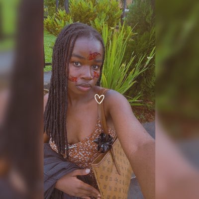 fiona_comfort's profile picture. BE KIND💙