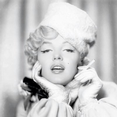 MarilynTv_'s profile picture. XOTWOD | @MadonnanTv❤️‍🔥| @PengPantheress 🤍@TruckBon🤍 @sonofazula 🤍 @This_Dude_Man_ 🤍 @NarasuiN 🤍