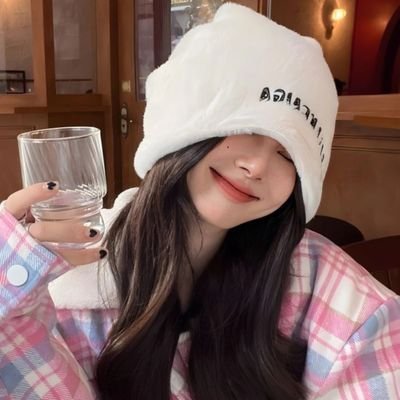 RashamianSona's profile picture. 𝐈𝐟 𝐢𝐭 𝐦𝐚𝐤𝐞𝐬 𝐲𝐨𝐮 𝐡𝐚𝐩𝐩𝐲 𝐢𝐭 𝐝𝐨𝐞𝐬𝐧'𝐭 𝐡𝐚𝐯𝐞 𝐭𝐨 𝐦𝐚𝐤𝐞 𝐬𝐞𝐧𝐬𝐞 𝐭𝐨 𝐨𝐭𝐡𝐞𝐫𝐬 🍁 No Dm 📵