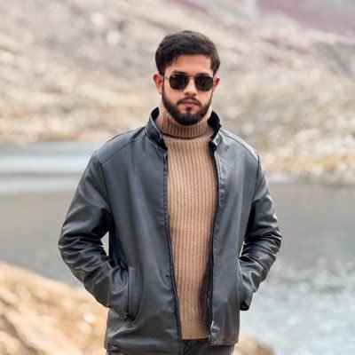 lemeumer's profile picture. Semi-colons and sanity (both optional) || coding💻