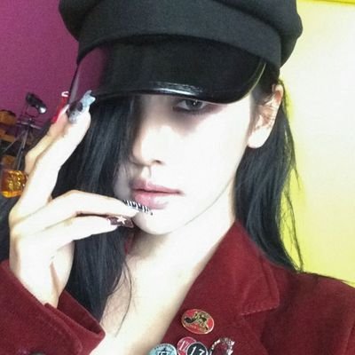 bloodkink6r's profile picture. @ pagan poetry ✟ ᭢ᬀ⃨݃⁕⃨⃨