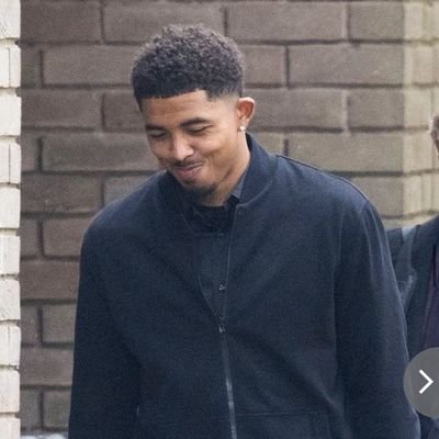 nykhood_'s profile picture. 