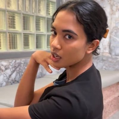 maladaptedminx's profile picture. she/her (28) • long-time lurker, first-time fandomer, all-time yearner • I'm n̶o̶t̶ here to make friends • free palestine 🇵🇸 • #mohabbot #dapitt