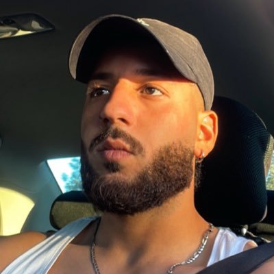 weshyannis's profile picture. c’est la vie peace