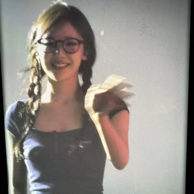 Shuilaoshi01's profile picture. 精准点赞我主页所有身材图片的别关注了，喜欢死肥宅你们也是饿了