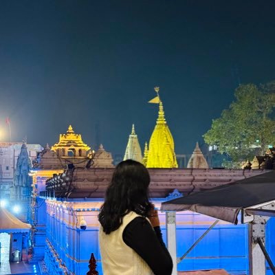 pyareeecetamol's profile picture. Loves cooking👩‍🍳🔪 🪏🏅