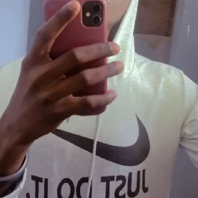 _ecu_de_chene's profile picture. Reciprocity will be applied here and right now🥱astrophilia 🌟 patient hater🕛#Anime ❤️🤧💀#sonkoholic🙂😇