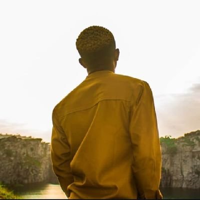 UTDNonchalant's profile picture. “Consistency is Greatness”