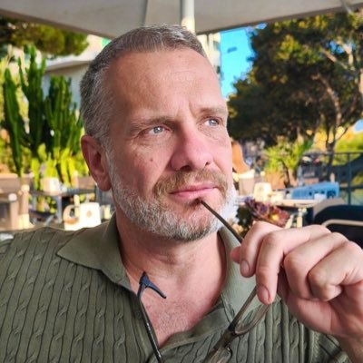 JeanLopez49152's profile picture. Politique sincère