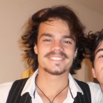 glittryjosh's profile picture. MILT man i love toti spangenberg, taylor swift y teatro musical