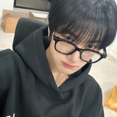 jeongqkook's profile picture. always, my pretty moon // 23,, 🇬🇷🇧🇬