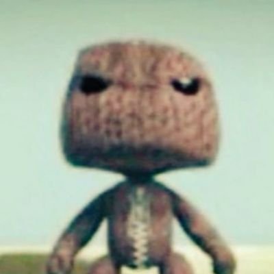 tomukkaa's profile picture. filosofo contemporaneo // ex baiteador profesional.

hablo de peliculas y jueguitos