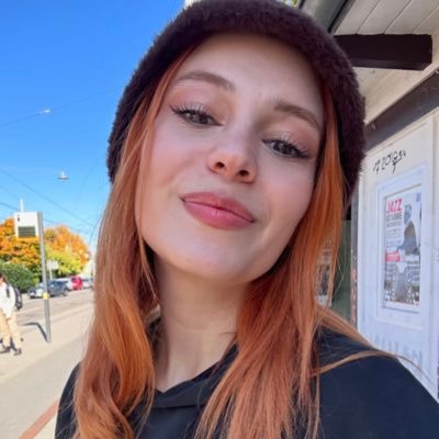 luanac212's profile picture. turkish series obsessed 🇹🇷 ||| in love with Burak Tozkoparan 🩵 ||| sometimes in Italy 🇮🇹 sometimes in diziland ||| Dec 1999, Sagittarius ||| MSc chemistry