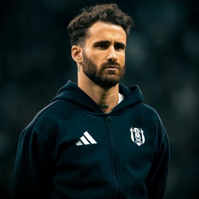 oguzhanrf27's profile picture. bizi hep Beşiktaş sevdamızdan bildiler 🇹🇷