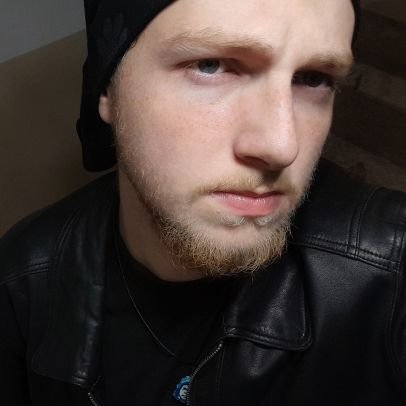 krotthens's profile picture. şiirler yeniden yazılacak kıvamda