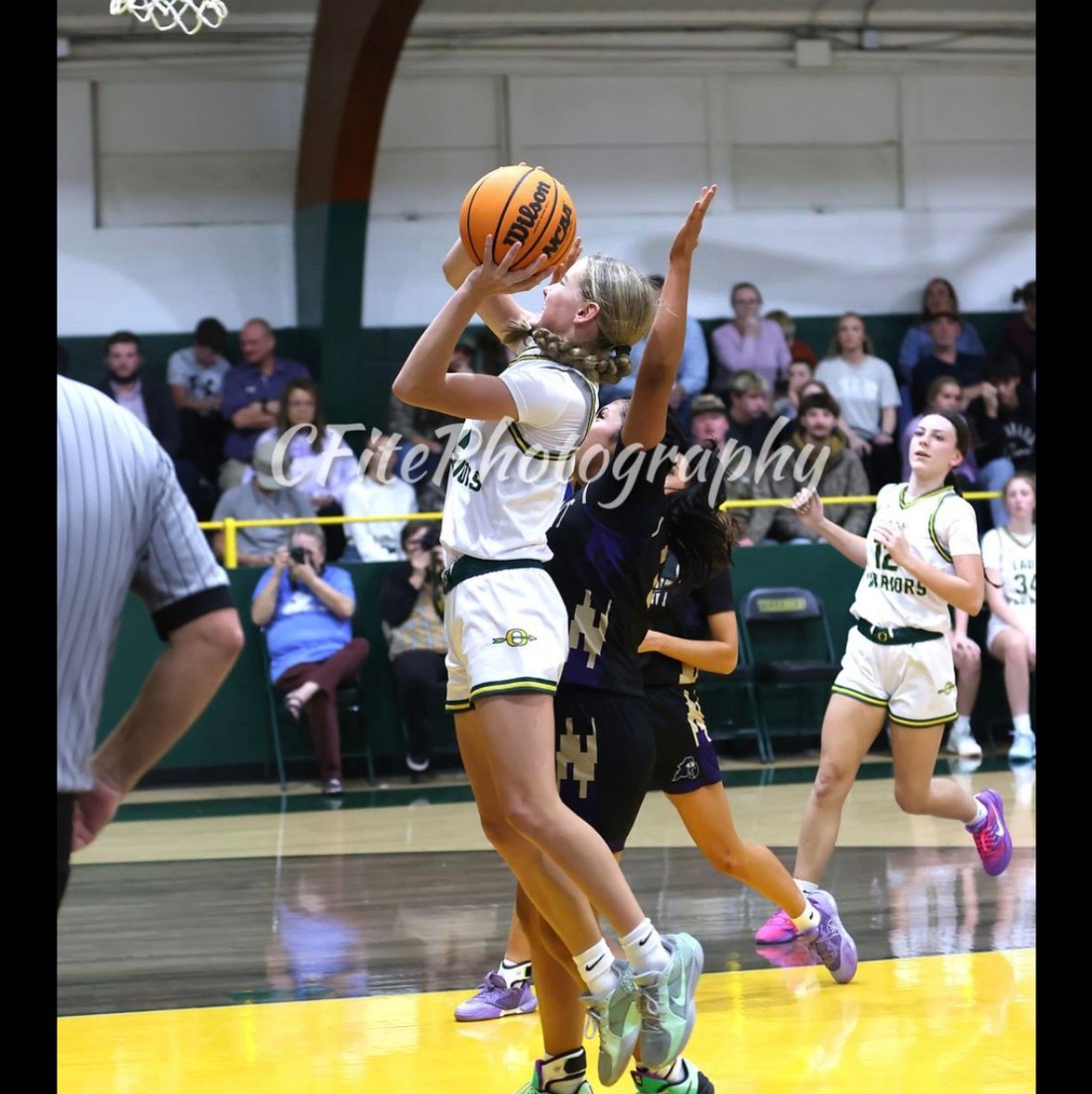 TynleeEfird's profile picture. Class of 2028 — 5’8 shooting guard-Friendship,Arkansas - Ouachita Highschool -Efirdtynlee11@gmail.com