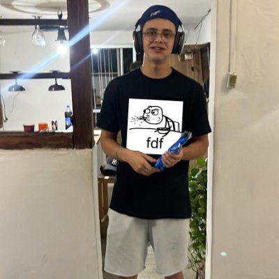 PapirolaUpdates's profile picture. informacion real sobre @papirolafr