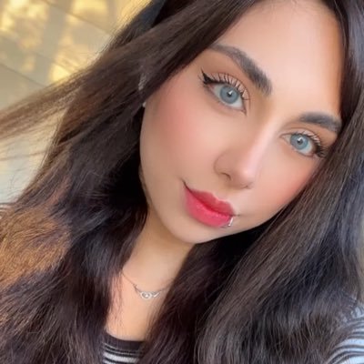 Moon__berry_'s profile picture. 👩🏻‍⚖️⚖️                                                                https://t.co/FYif6gAwjS