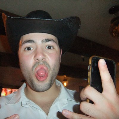 dylstephy's profile picture. Entrepreneurship at UOregon / exploring ai & blockchain