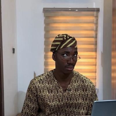 Emmanue23028465's profile picture. Follow this link to join my WhatsApp community: https://t.co/VzBigkuTES