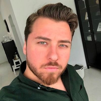 R___jones34's profile picture. Creating moments that connect |strategy & good vibes only | Social Media @rickygervais