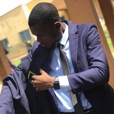 artsbytobi's profile picture. 🎨 Art| ⚽ Football | 🩵 Manchester city | check highlights for my artworks