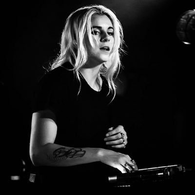 lMINTROUBLE's profile picture. 𝘀𝗵𝗼𝘄 𝗺𝗲 𝗻𝗼 𝗺𝗲𝗿𝗰𝘆. |𝙛𝙖𝙘𝙚𝙩𝙞𝙤𝙪𝙨|