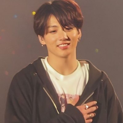 JungGAYkook's profile picture. ⠀🌃⠀⠀𝖺𝗇𝖽 𝖺𝗋𝖾 𝗐𝖾 𝖿𝖺𝗅𝗅𝗂𝗇𝗀 𝗂𝗇 𝗅𝗈𝗏𝖾? 𝗌𝖺𝗒 𝗒𝖾𝗌 𝗈𝗋 𝗇𝗈⠀⠀⠀Ꮺ