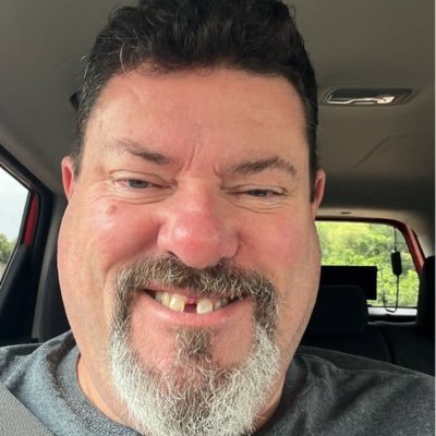 jerrybankstonn's profile picture. ℝ𝕚𝕔𝕙 𝕚𝕟 𝕧𝕚𝕓𝕖𝕤, 𝕟𝕠𝕥 𝕚𝕟 𝕣𝕖𝕤𝕡𝕠𝕟𝕤𝕚𝕓𝕚𝕝𝕚𝕥𝕚𝕖𝕤 💸😎