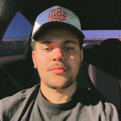 Stndst1lL_wiL's profile picture. 