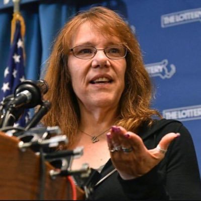 wanczky49834's profile picture. I Won A Lottery Of $758 million And I Am Giving $10,000 each To The First 500 Followers just DM "Julie I FOLLOWED