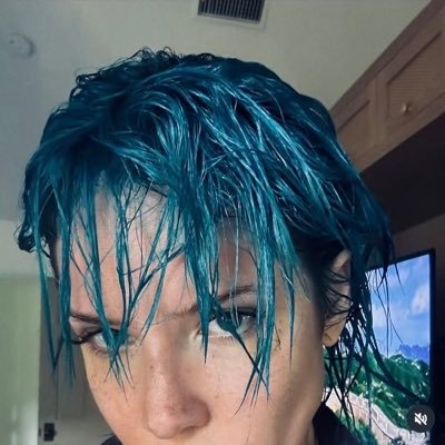 bucky8nini's profile picture. who said that????