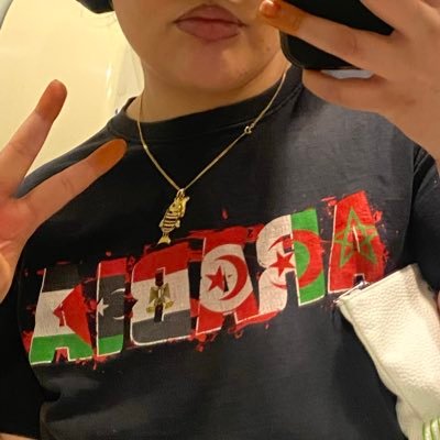 95BEYVENCHY's profile picture. jm'appelle Mej mais tu peux m'appeler Seal ou Ribéry bc jss le coeur de Tarik 🇹🇳