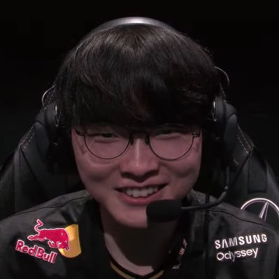 sofyentkln's profile picture. j'compte plus les pertes, juste les leçons