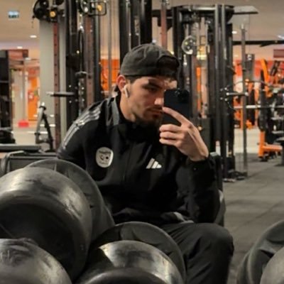 userydz's profile picture. free palestine